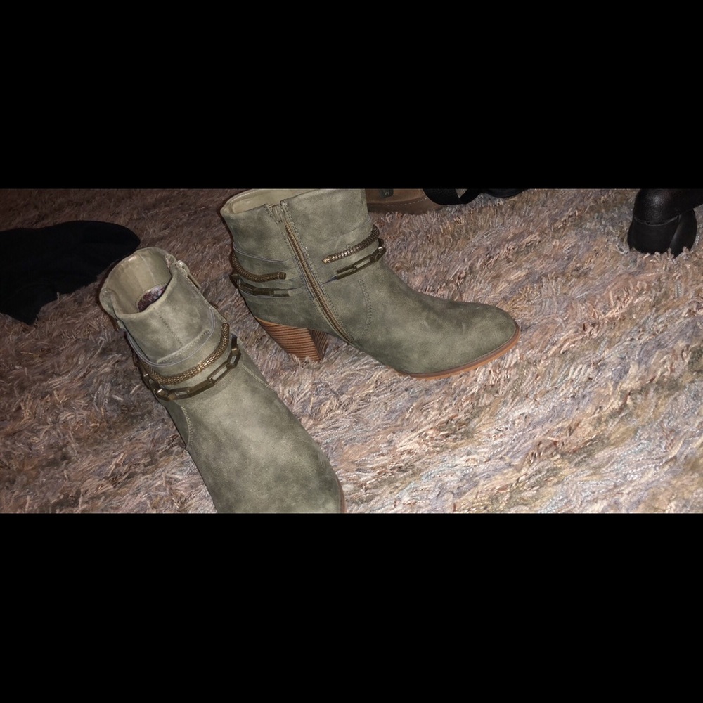 Forest green velvet ankle boots